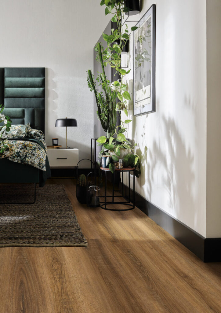 Primerra_Walnut_Oak_medium-1-768x1086